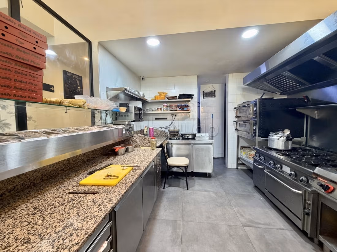 Turnkey Snack Restaurant Te Huur LOM26103