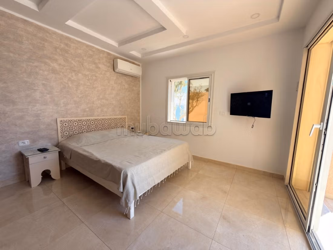 Location annuelle villa piscine tezdaine