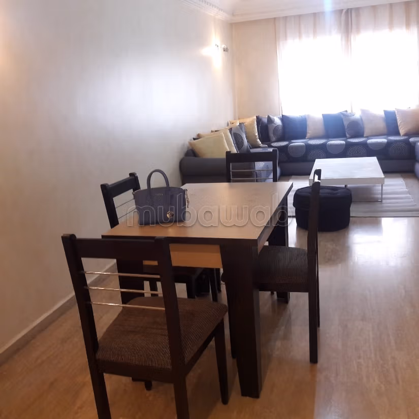 Bellissimo appartamento in vendita a Nassim 1.3 pezzi magnifici. Lounge marocchino tipico, residenza sicura