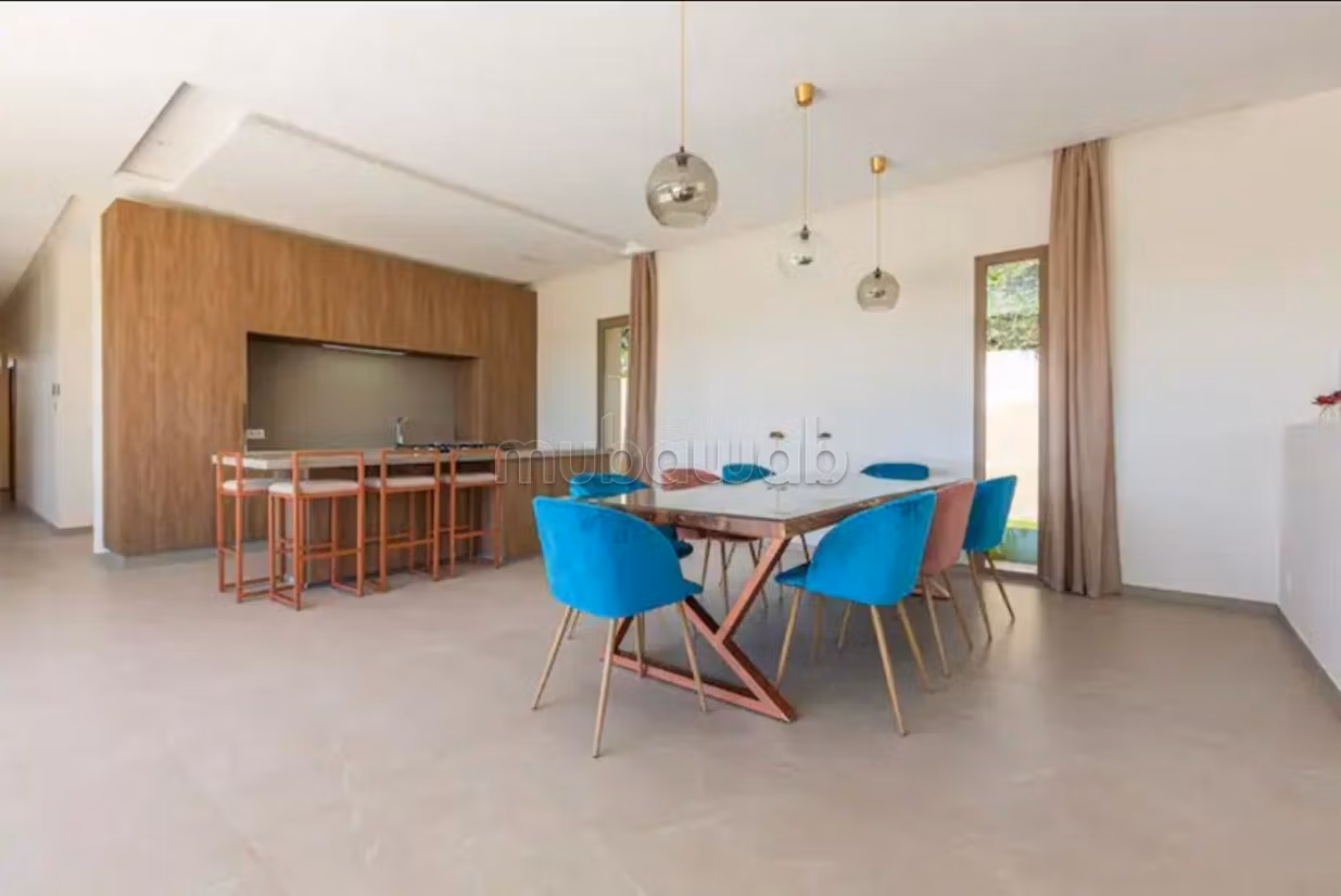Villa de luxe meublée à louer avec sous location