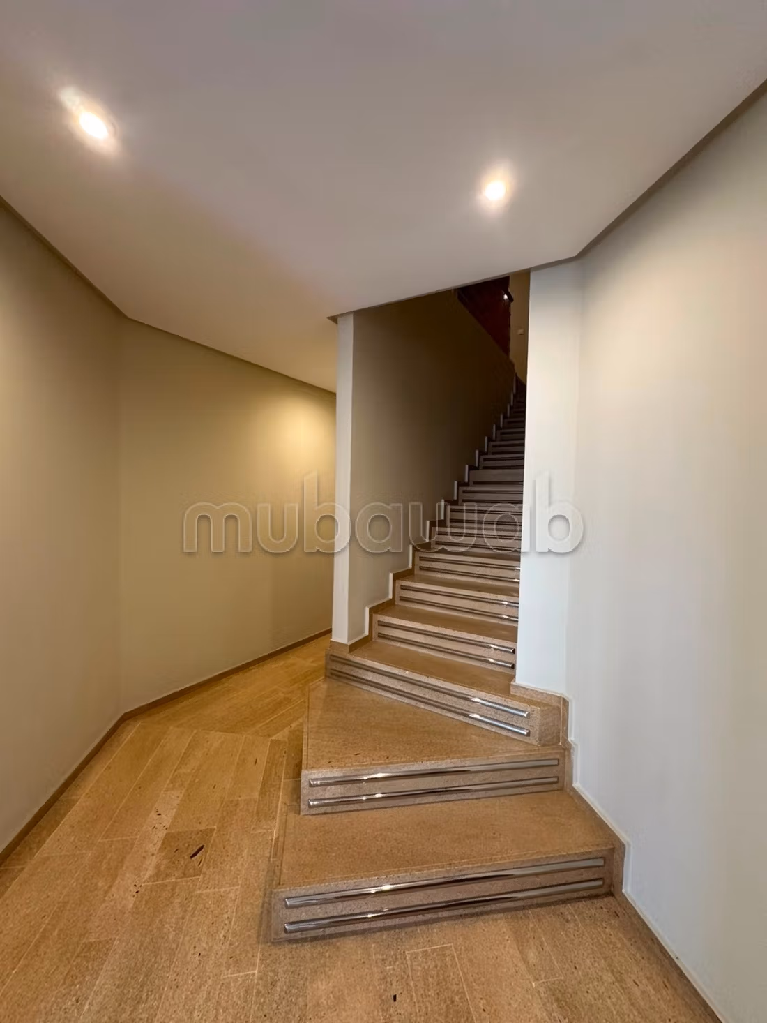 Appartement 372 m² à Racine — 16