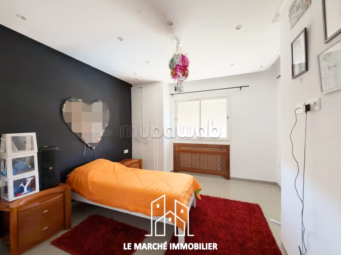 Villa en s6 de 1200 m carre a gammarth