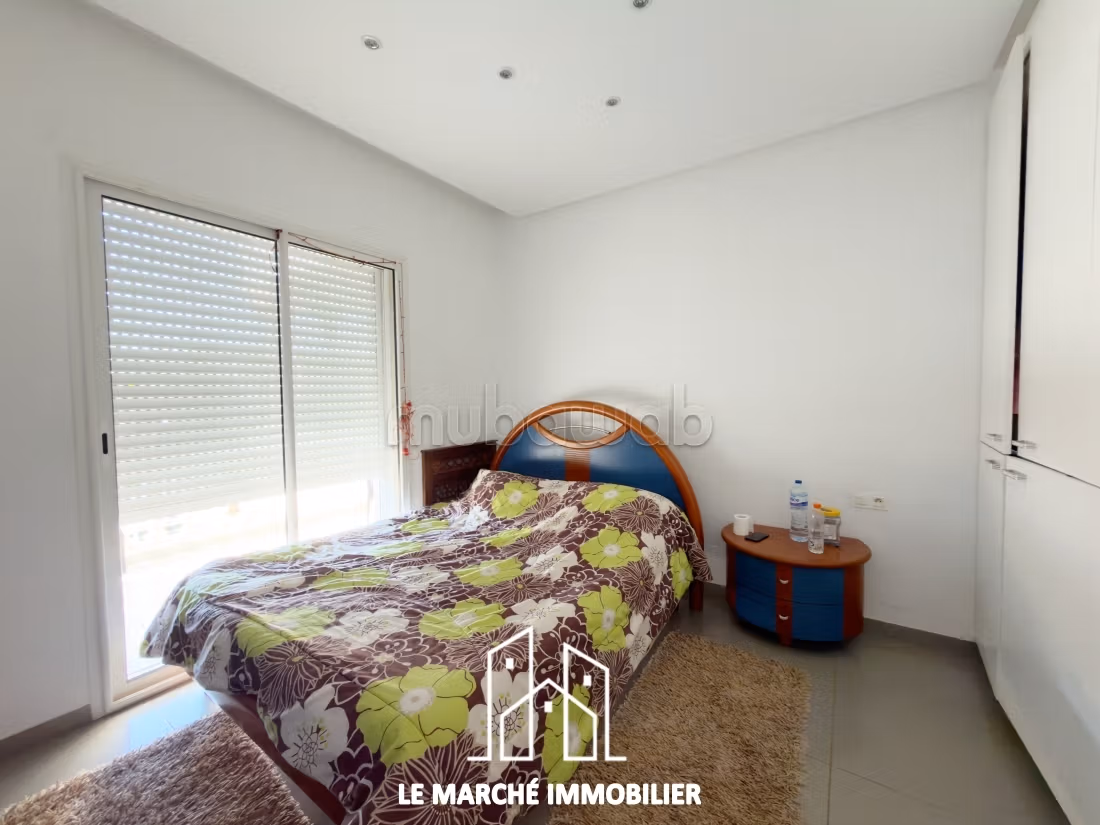 Villa en s6 de 1200 m carre a gammarth
