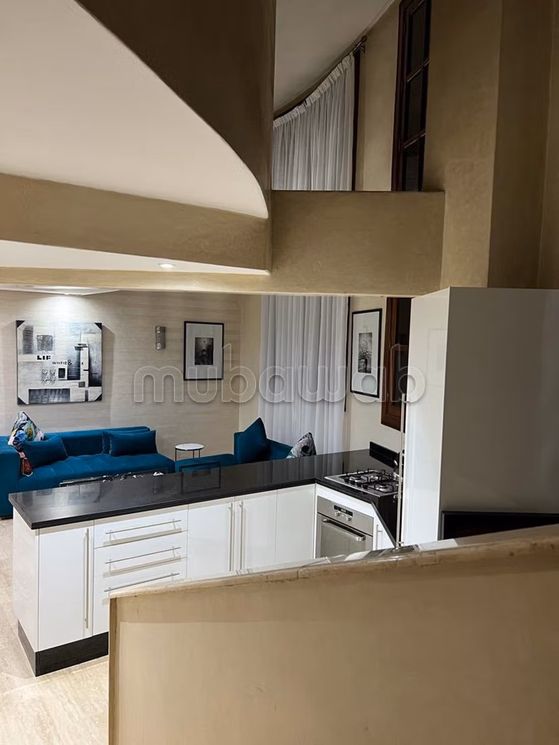 À louer – Élégant duplex meublé en face du Lycée Victor Hugo — 4