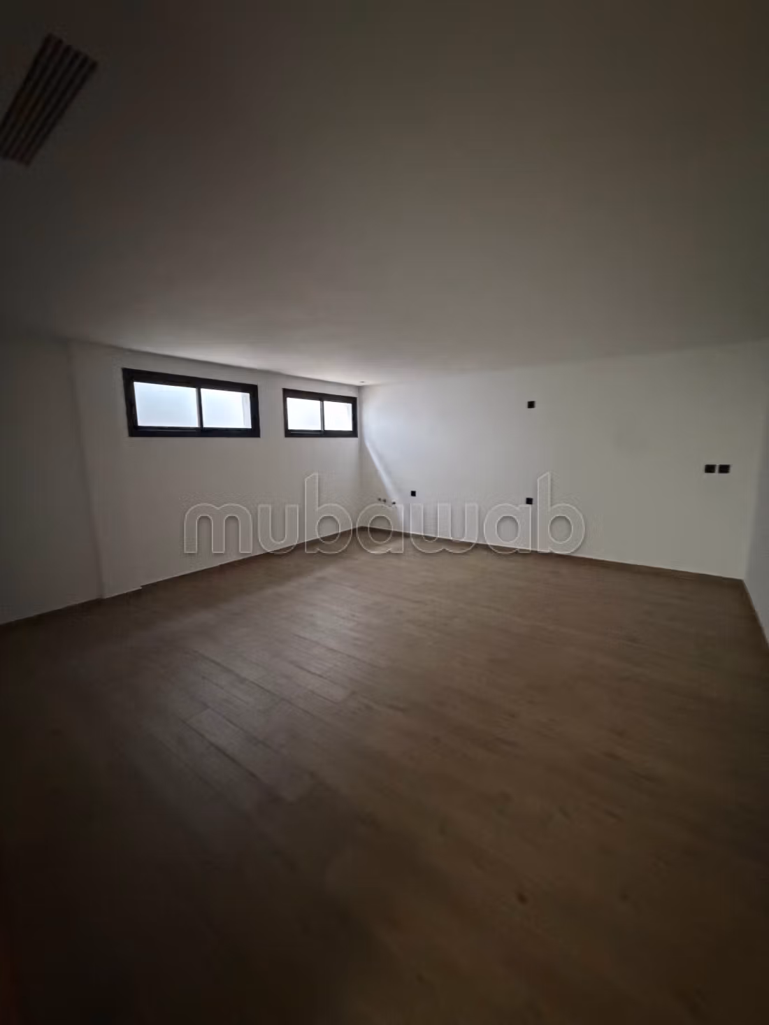 Superba villa in affitto a Dar Bouazza. 9 ampie stanze. Piscina e camino