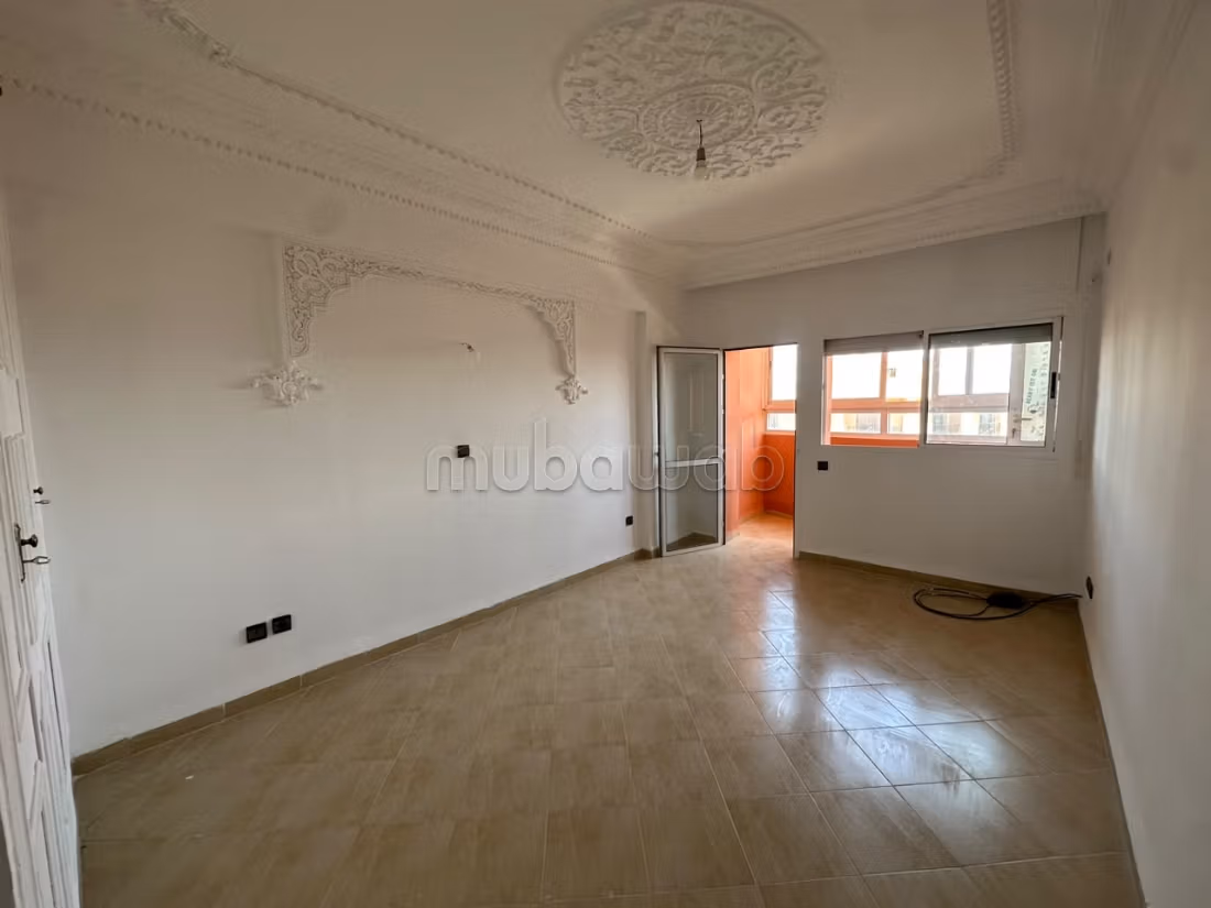 FOR RENT – Empty apartment in Rouidate