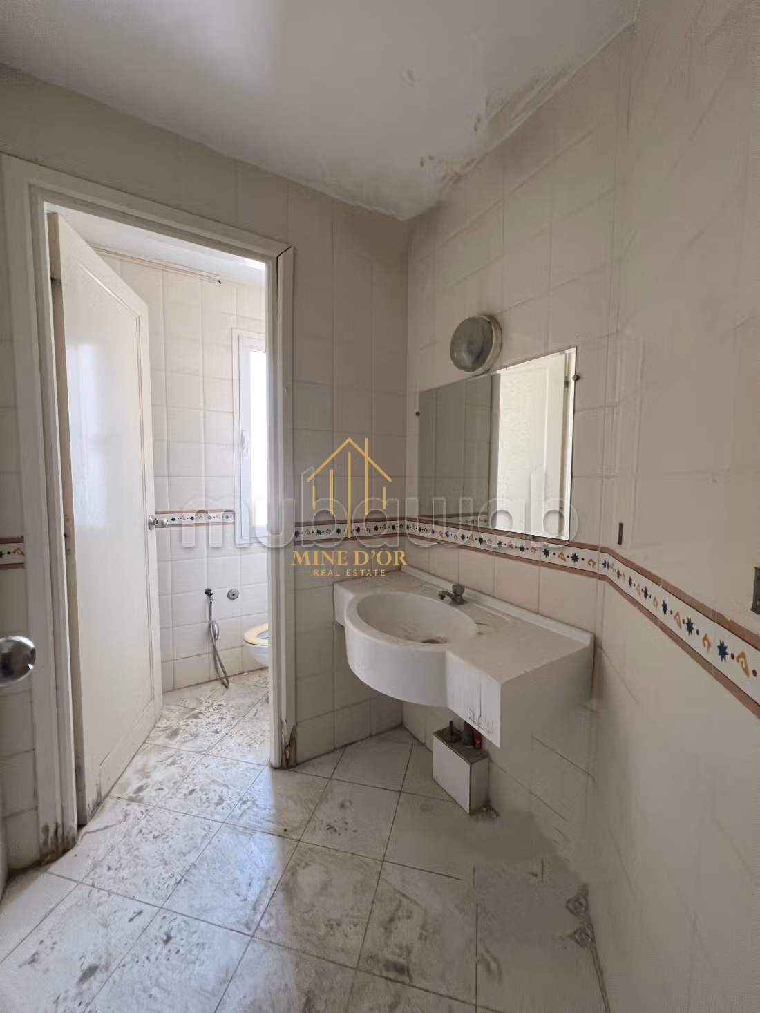 Affitto di ufficio 175 m² a Charguia 1