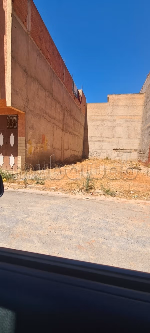 Terrain à vendre 42 MILION