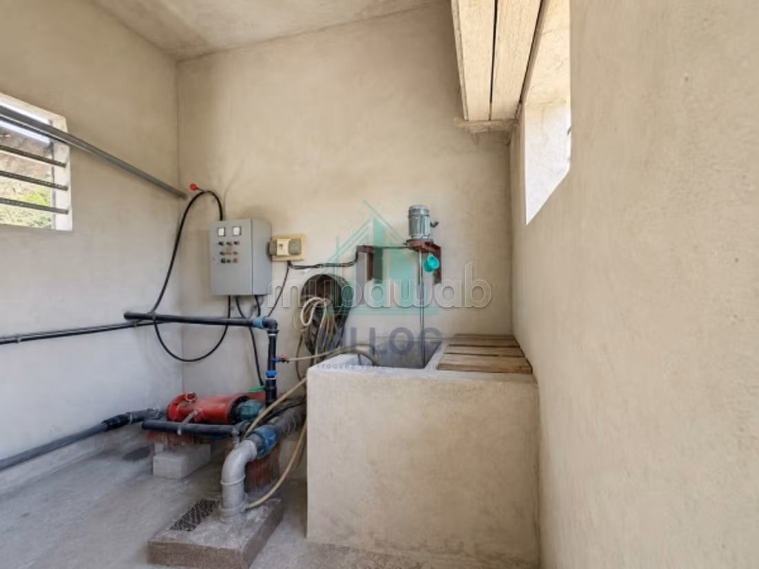 Fattoria di 3 ettari a Mornag
