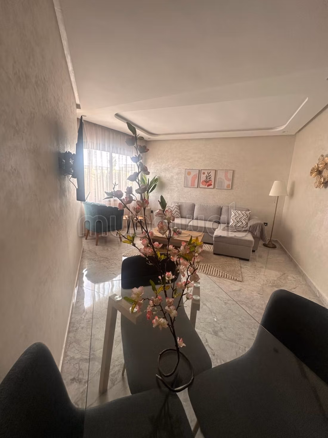 Louez cet appartement à Palmier.
1 chambre.
Meublé