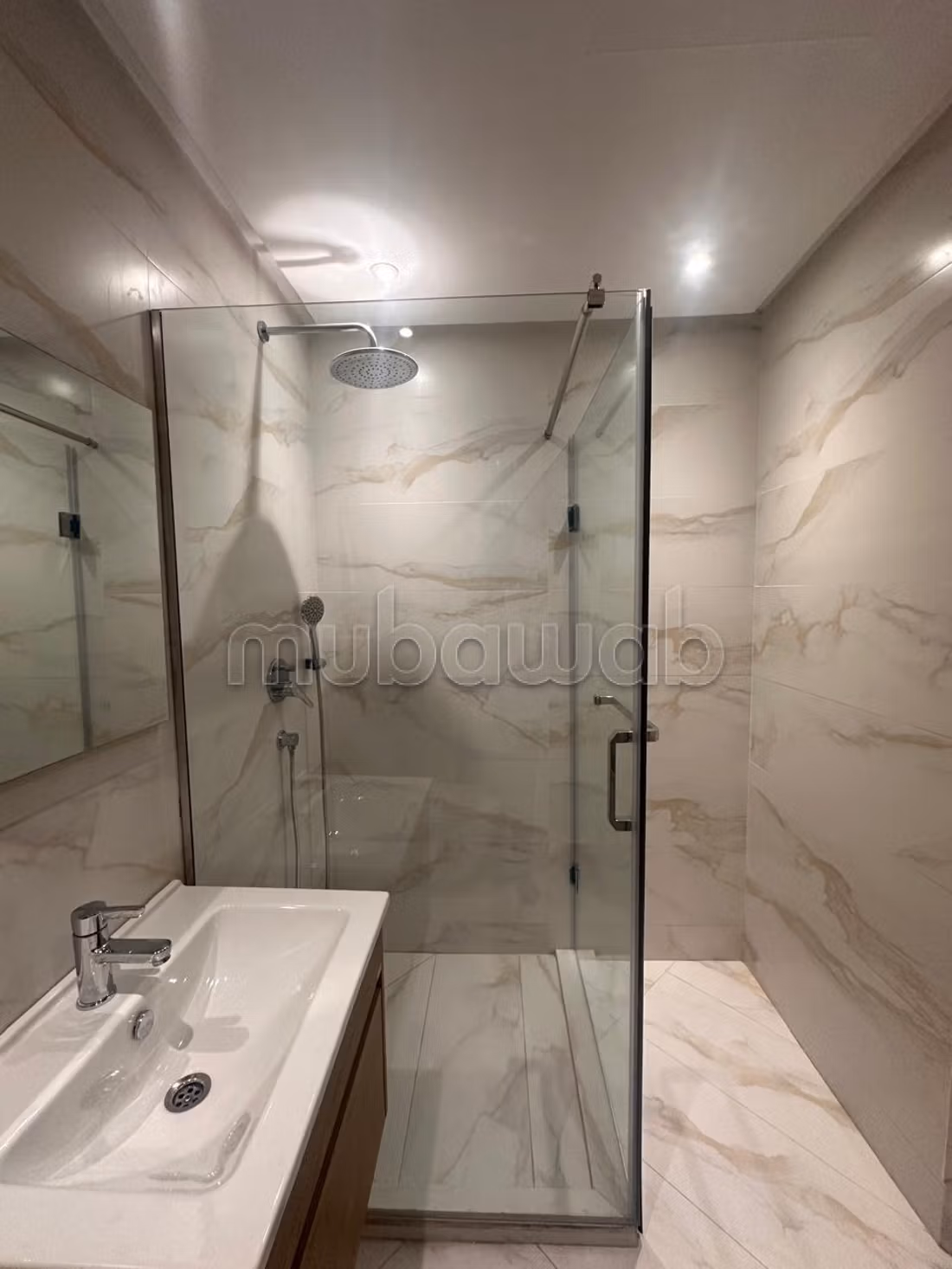 Louez cet appartement à Palmier.
1 chambre.
Meublé — 3