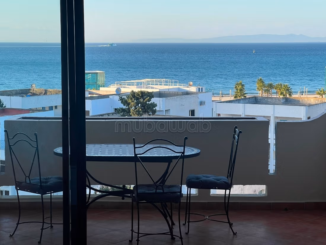Affitto stagionale a Bella Vista. Superficie totale 136 m². Con ascensore e terrazza