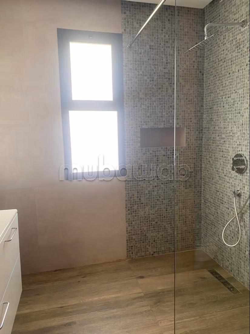 Contemporary Luxe Villa – Amelkis 3