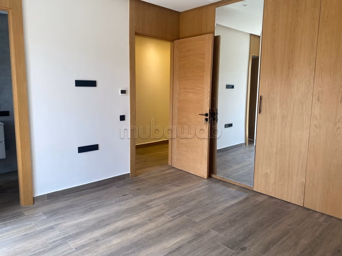 Contemporary Luxe Villa – Amelkis 3