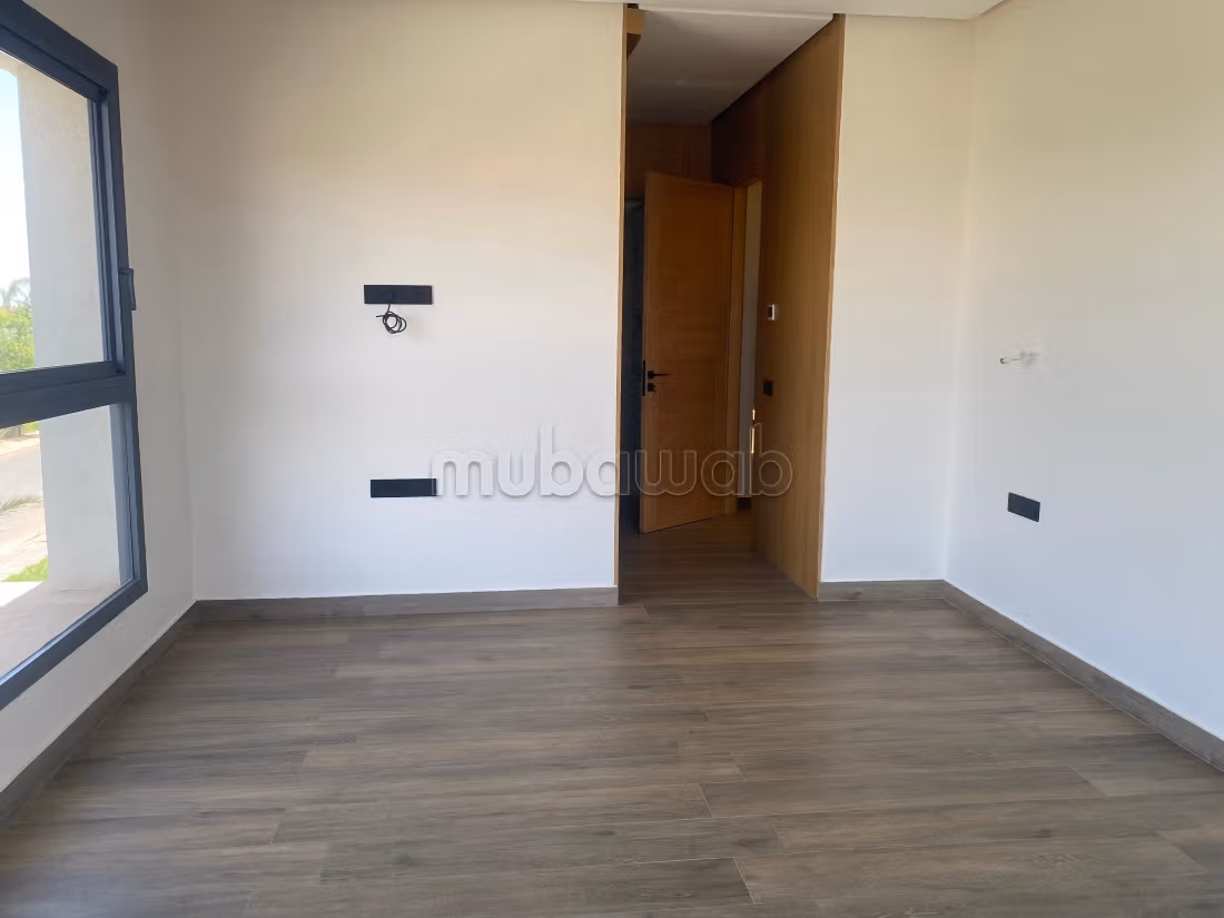 Contemporary Luxe Villa – Amelkis 3
