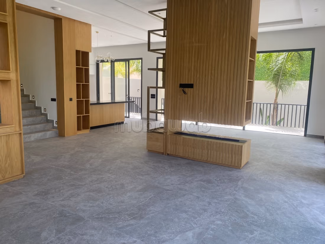 Contemporary Luxe Villa – Amelkis 3