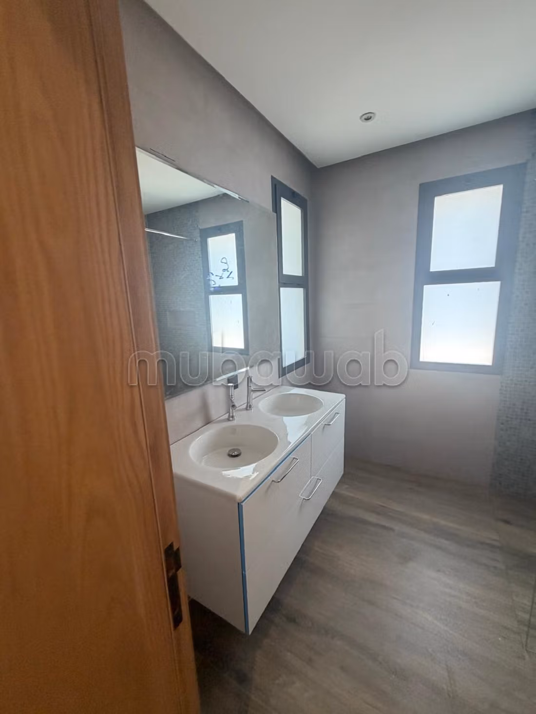 Contemporary Luxe Villa – Amelkis 3