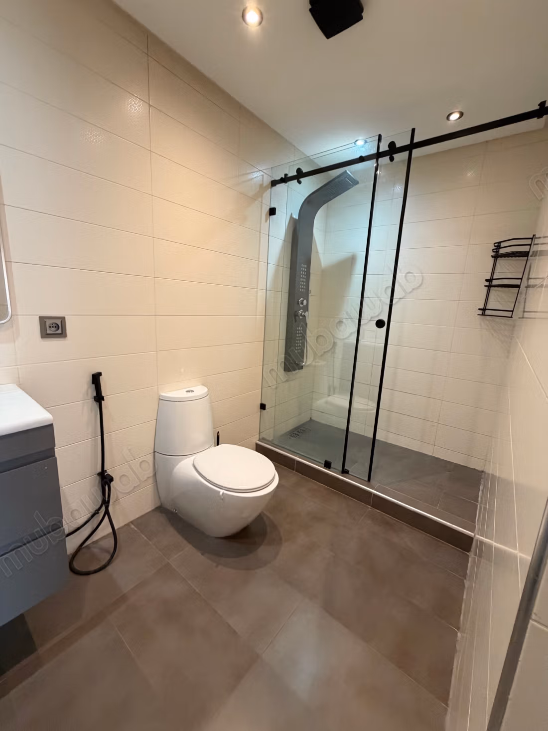 Appartement meublé à vendre – 77 m²