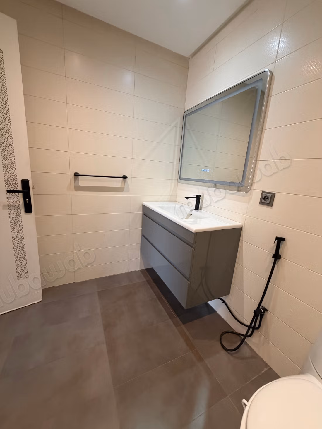 Appartement meublé à vendre – 77 m²
