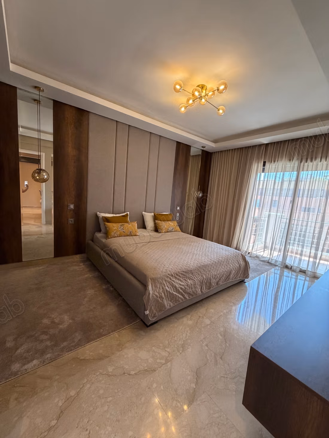 Appartement meublé à vendre – 77 m²