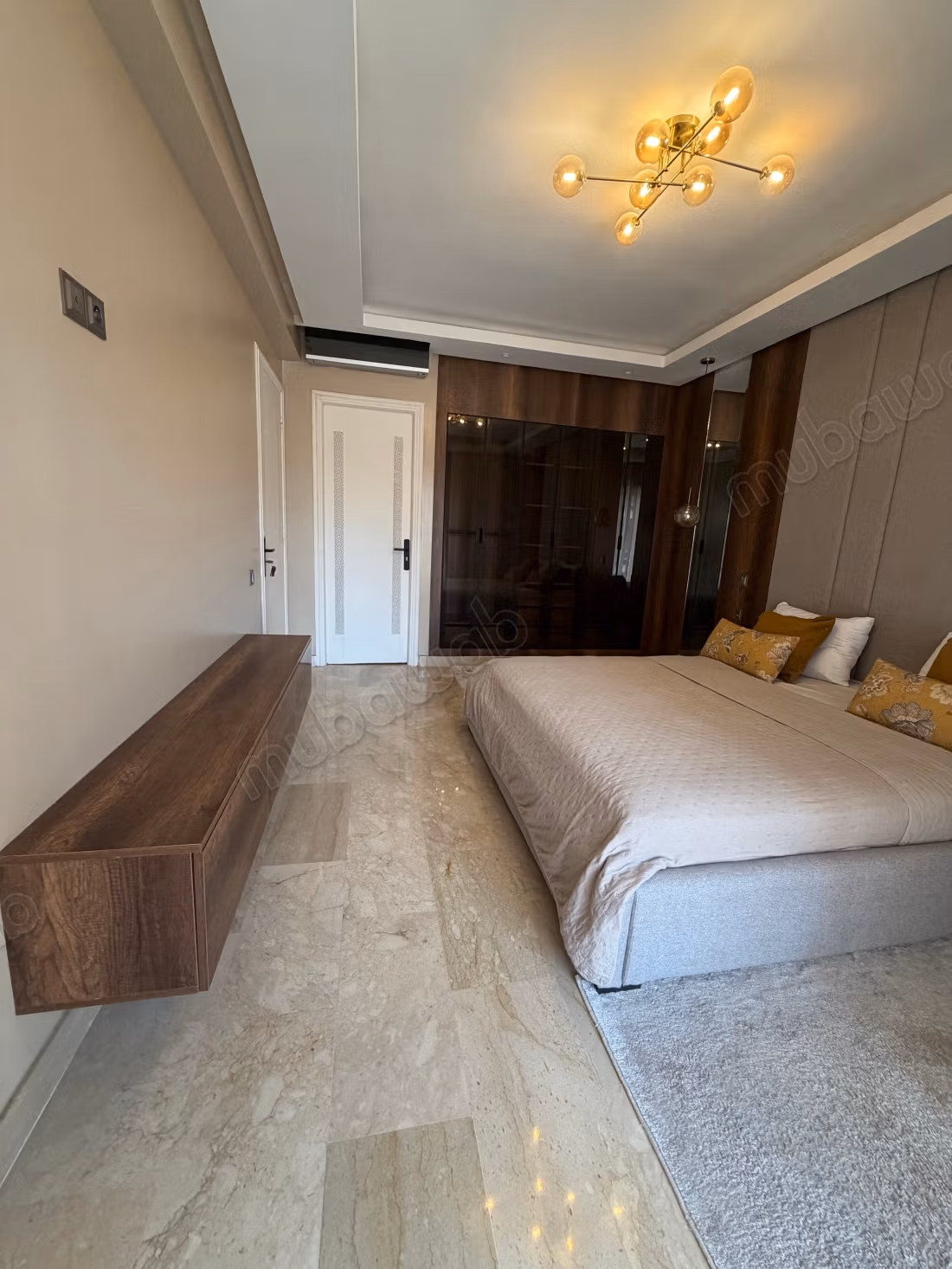 Appartement meublé à vendre – 77 m²