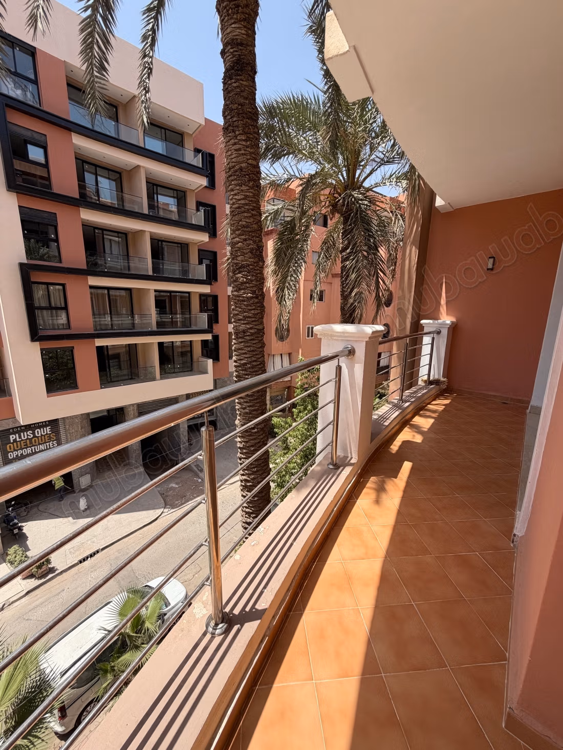 Appartement meublé à vendre – 77 m²