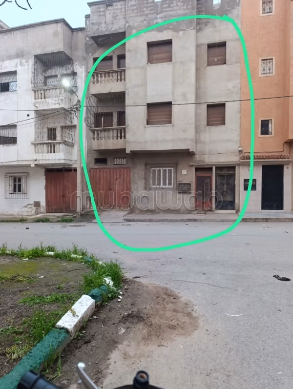 منزل للبيع بحي الوحدة 
حد السوالم