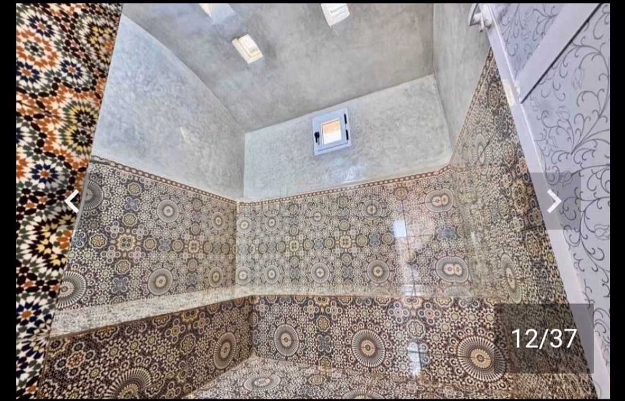 Luxe villa te huur in het centrum van de stad. 3 kamers. Gemeubileerd