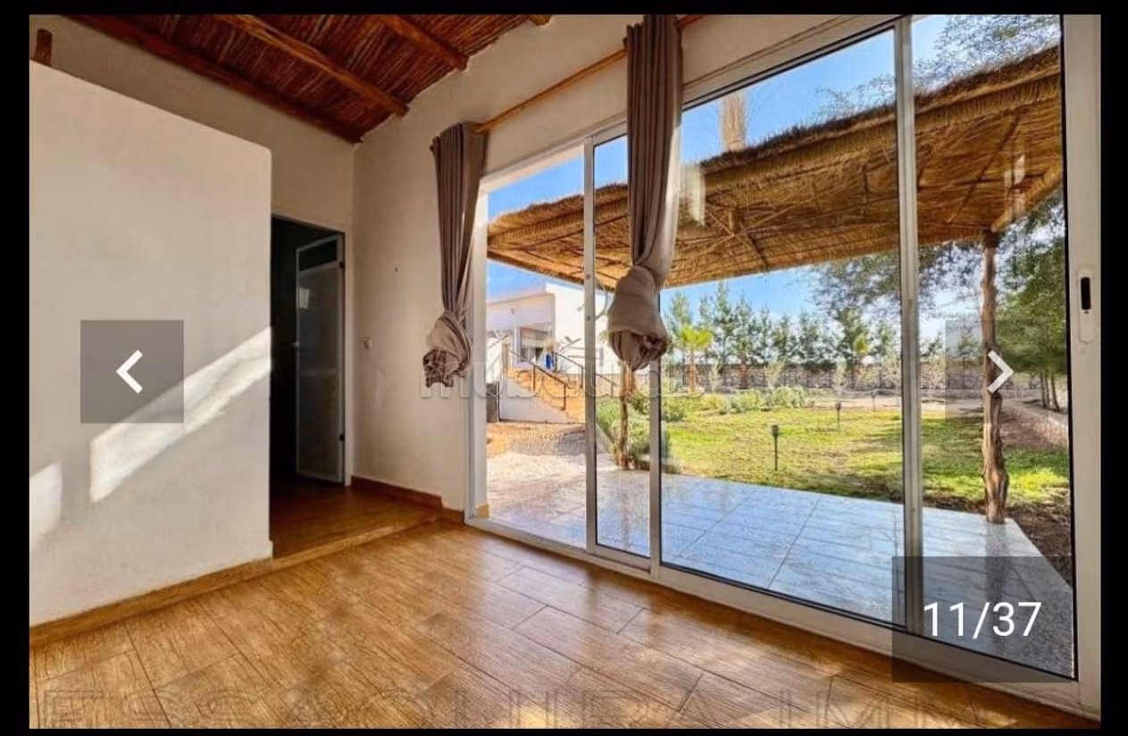 Luxe villa te huur in het centrum van de stad. 3 kamers. Gemeubileerd