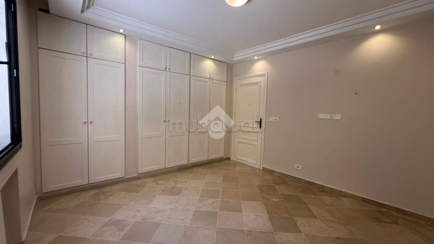 Villa floor for rent