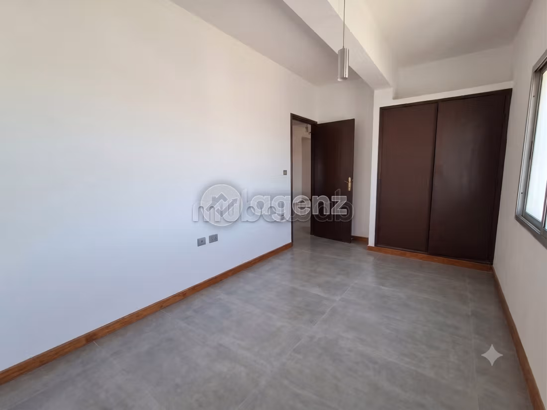 Maison à vendre 95 m², 2 chambres Autre Skhirate Témara