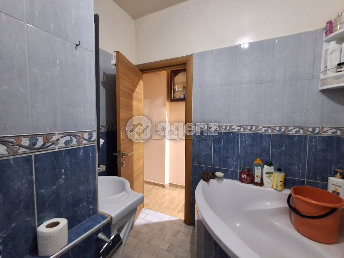 Appartement à vendre 159 m², 3 chambres Hay Rmila Casablanca