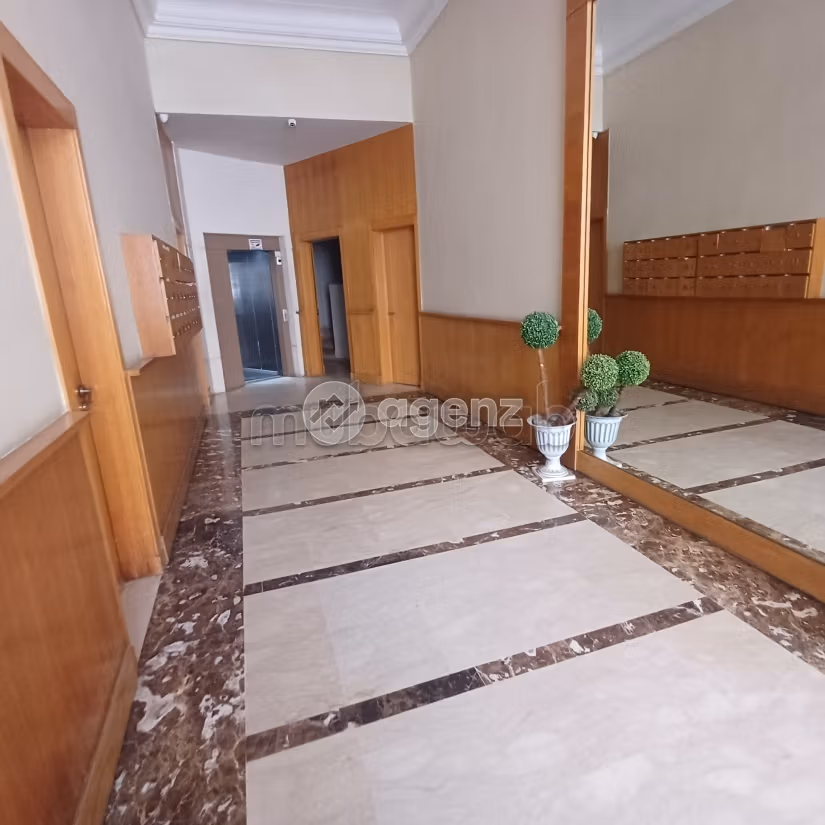 Studio à louer 56 m² Liberté Casablanca — 4