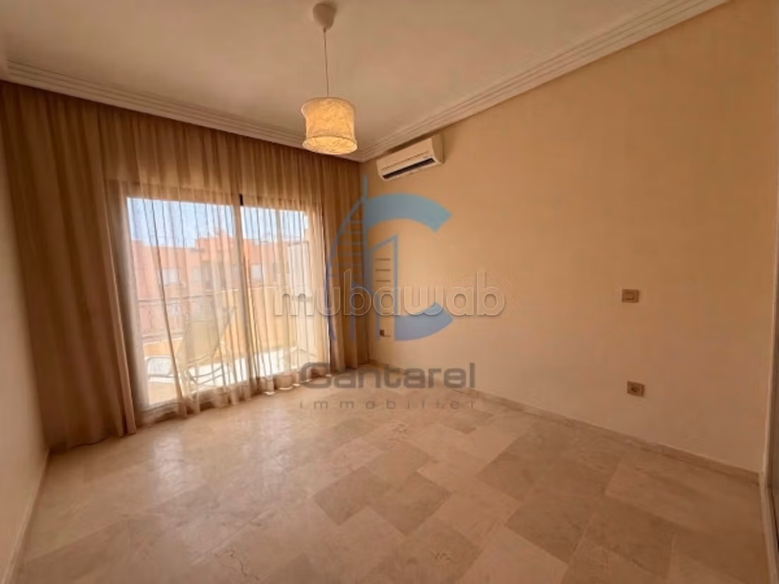 Appartement 2 chambres meublé avec terrasse à louer 
semalalia — 4