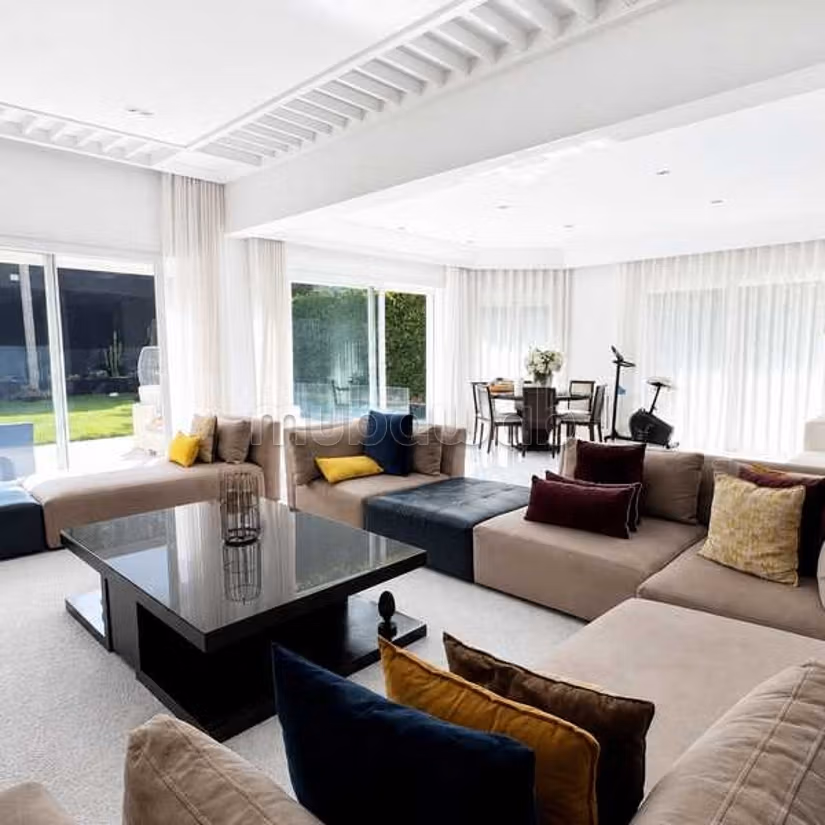 Villa in Affitto di 492.0 m² a Casablanca, California