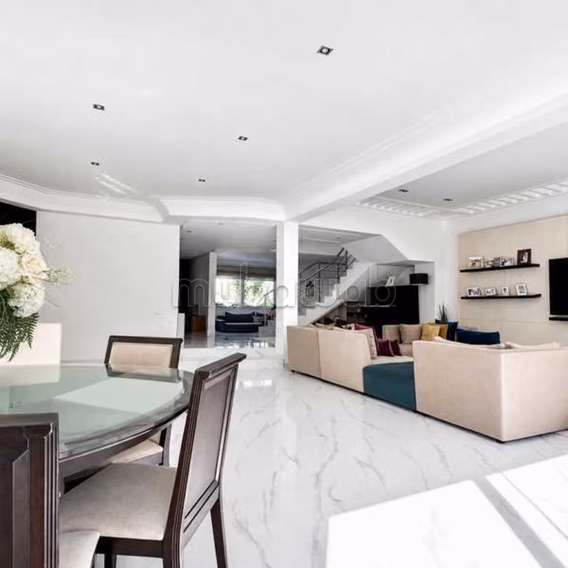 Villa in Affitto di 492.0 m² a Casablanca, California