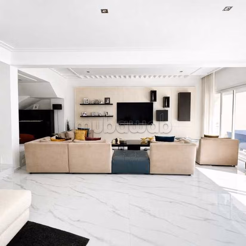 Villa in Affitto di 492.0 m² a Casablanca, California