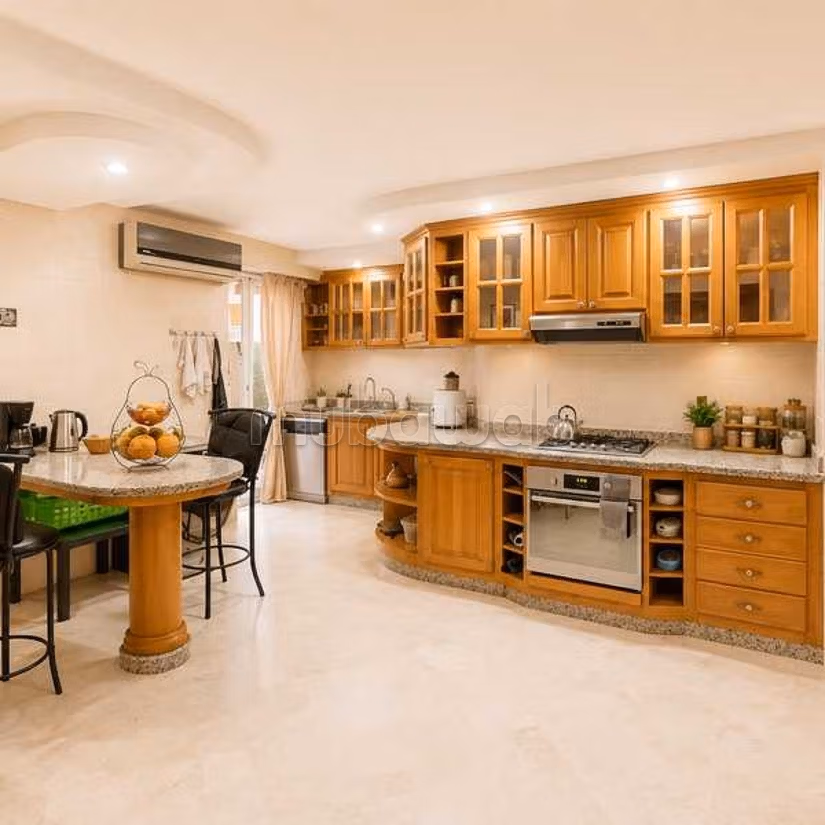 Appartement à Louer de 163.0 m² à Casablanca, 
Hopitaux