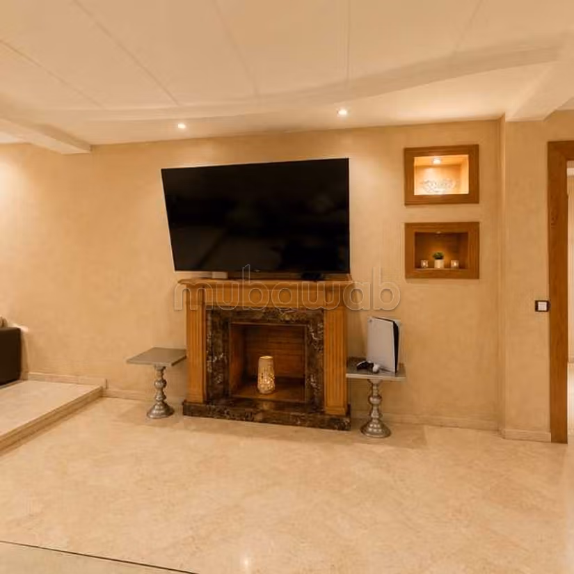 Appartement à Louer de 163.0 m² à Casablanca, 
Hopitaux