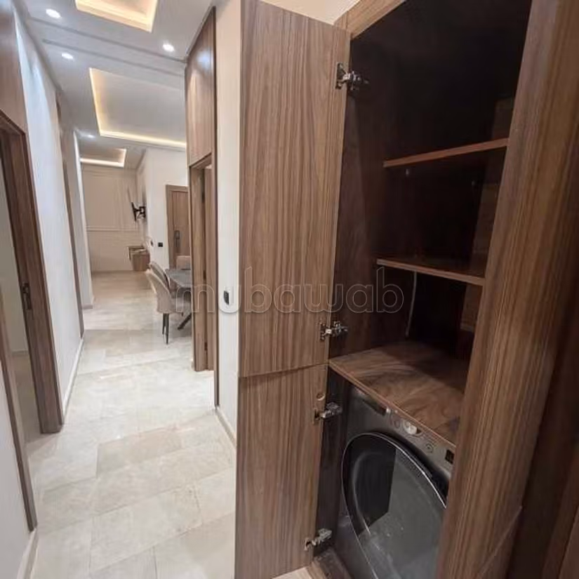 Appartement à Louer de 75.0 m² à Rabat, Quartier Administratif Agdal