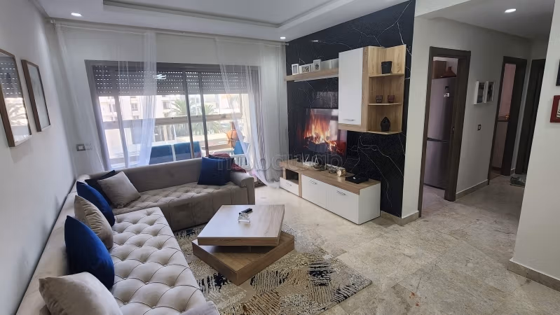 Location saisonnière à Quartier du Parc. 4 pièces confortables. Prestation de conciergerie, air conditionné