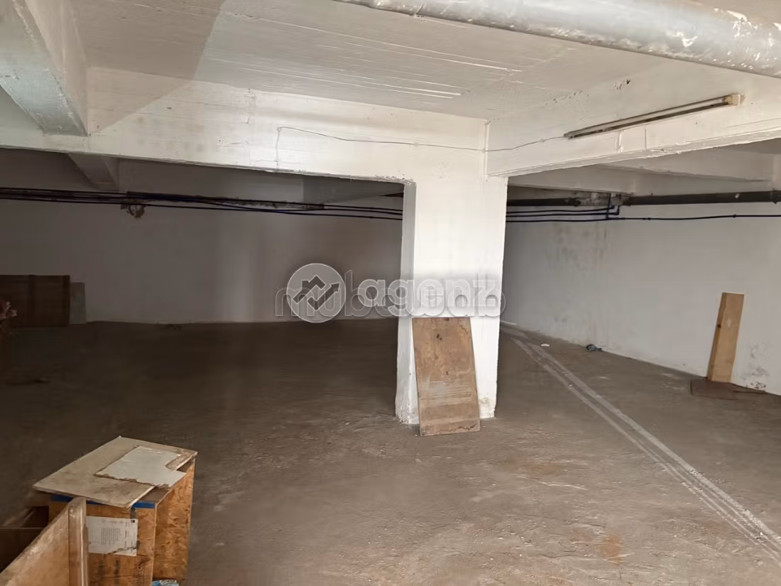 Commerce à louer 200 m² 2 Mars Casablanca
