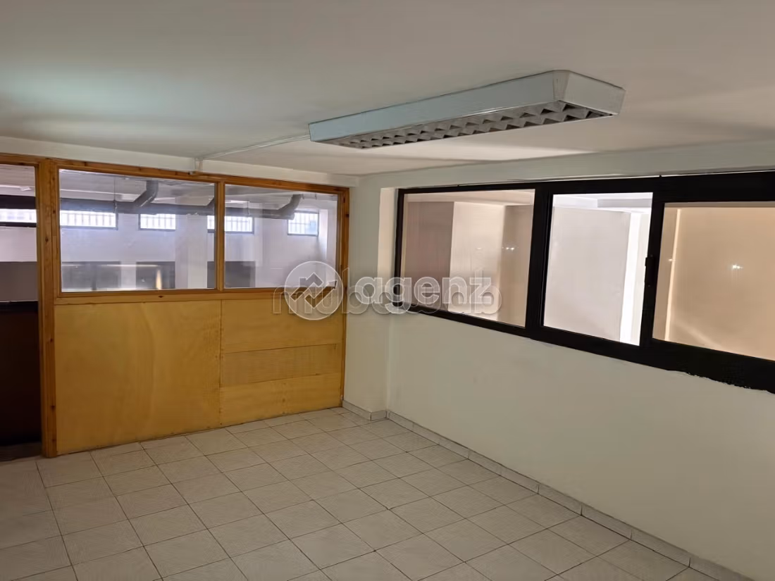Commerce à louer 200 m² 2 Mars Casablanca