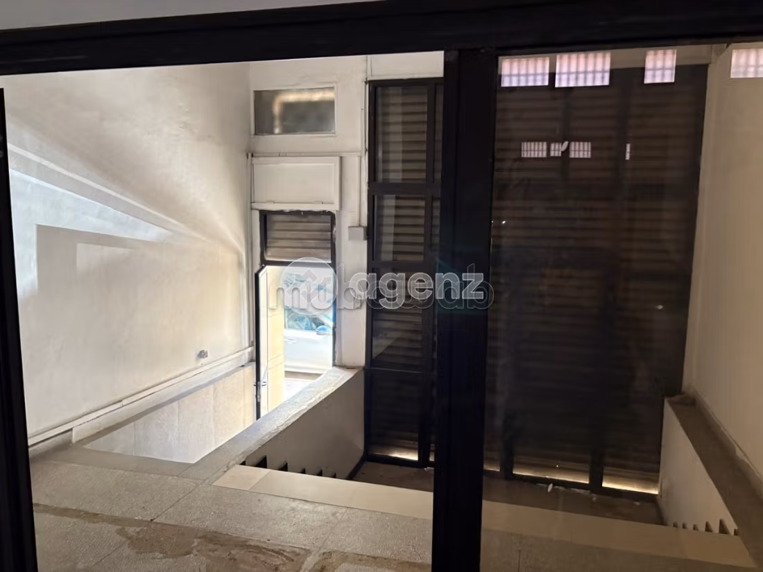 Commerce à louer 200 m² 2 Mars Casablanca