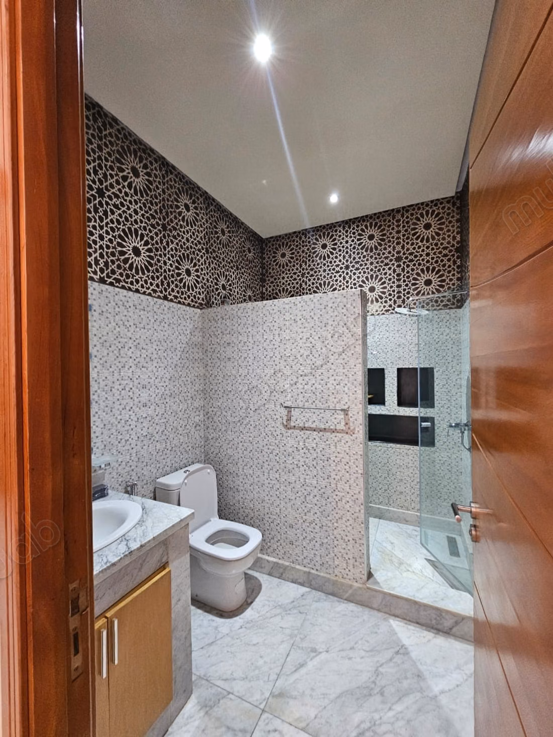 Villa with private garden for rent in Targa - 300 m²