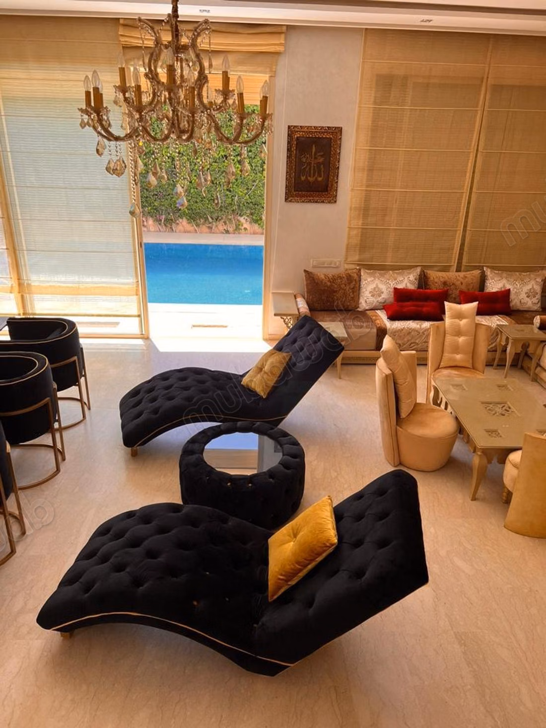Villa with private garden for rent in Targa - 300 m²