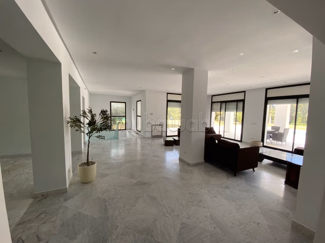 Villa arredata con piscina a Gammarth golf