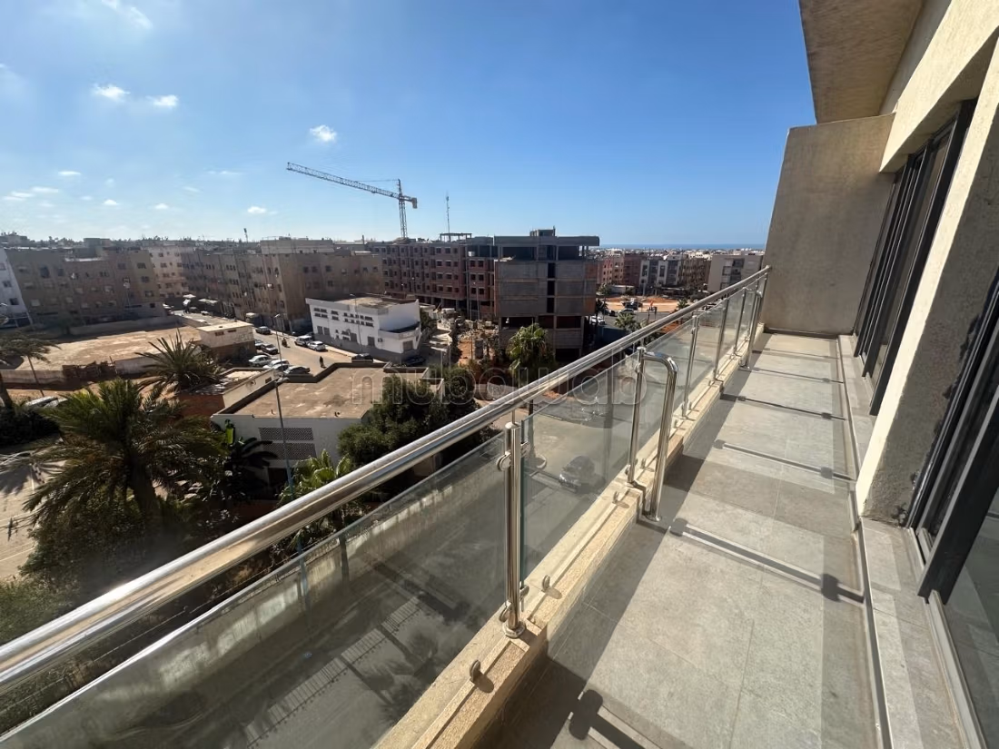 Offices for rent in Anassi. Area 66 m². With elevator and terrace