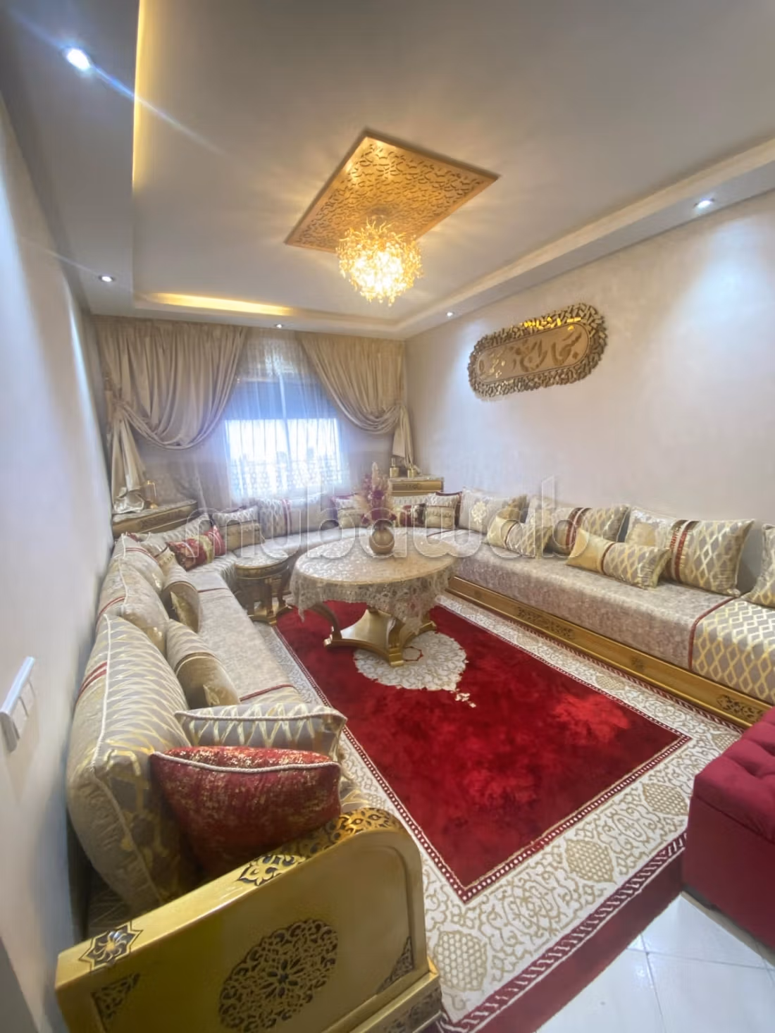 Apprt a vendre BD Fouarat
Res Fal Elkheir