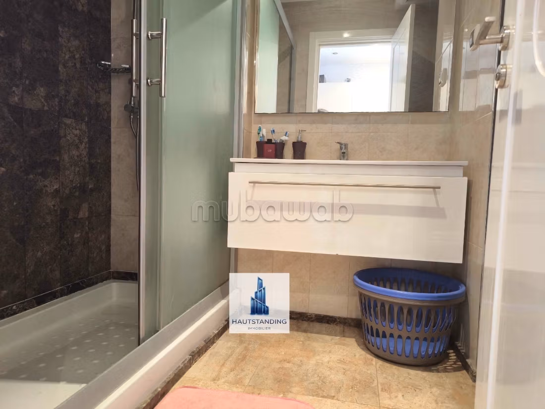 Luxurious studio with a great pool view for vacation